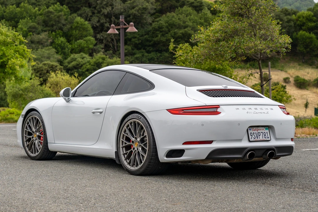 2017 Porsche 991 Carrera S - Image 9 of 31