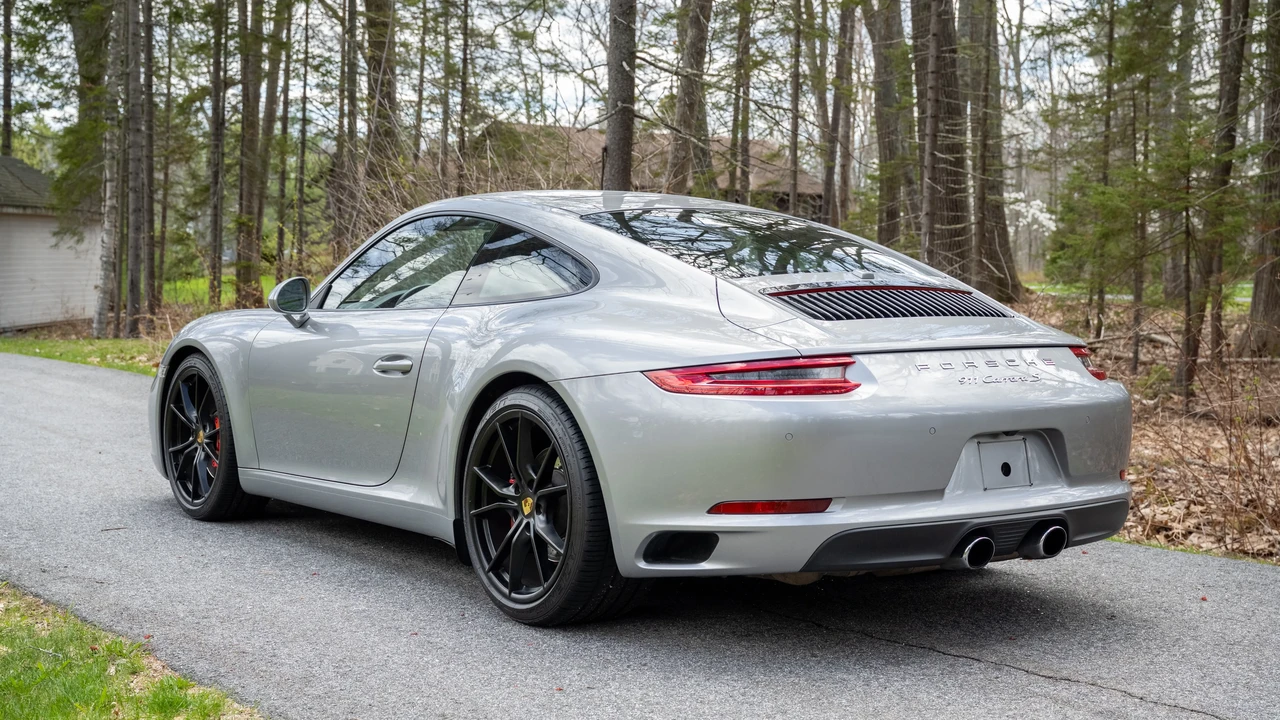 2017 Porsche 991 Carrera S - Image 7 of 31