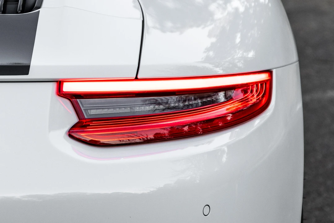 2017 Porsche 991 Carrera S - Image 20 of 31