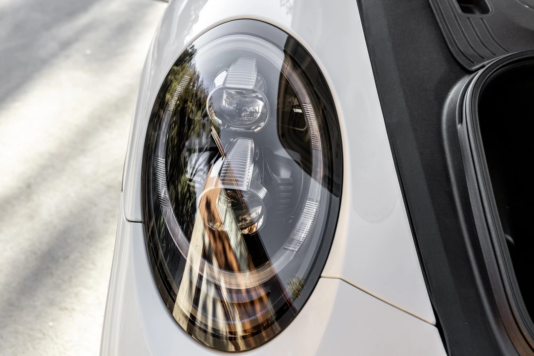 2017 Porsche 991 Carrera S - Image 9 of 31