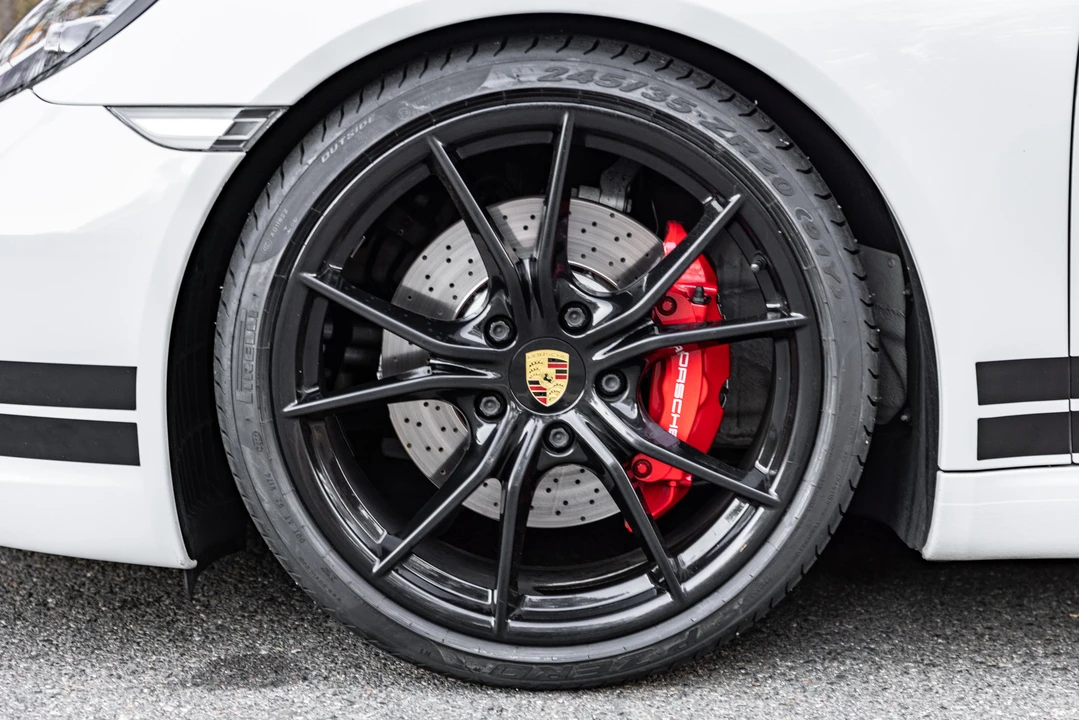 2017 Porsche 991 Carrera S - Image 27 of 31