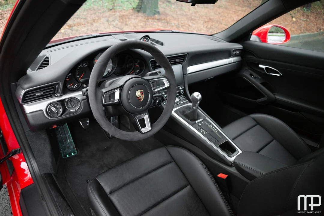 2017 Porsche 991 Carrera S - Image 9 of 31