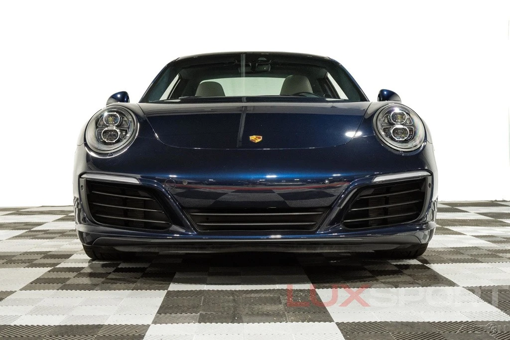 2017 Porsche - Image 12 of 24