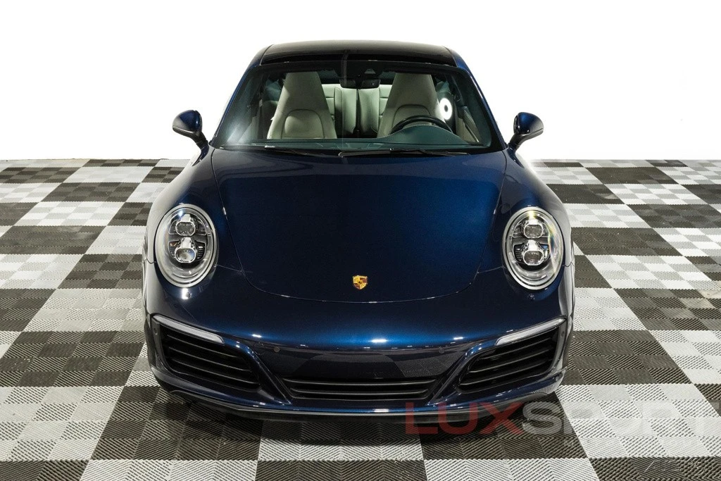2017 Porsche - Image 13 of 24