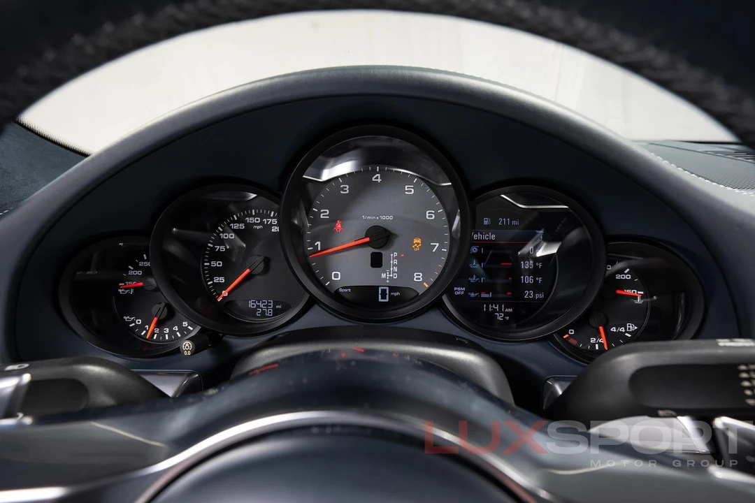 2017 Porsche - Image 31 of 31