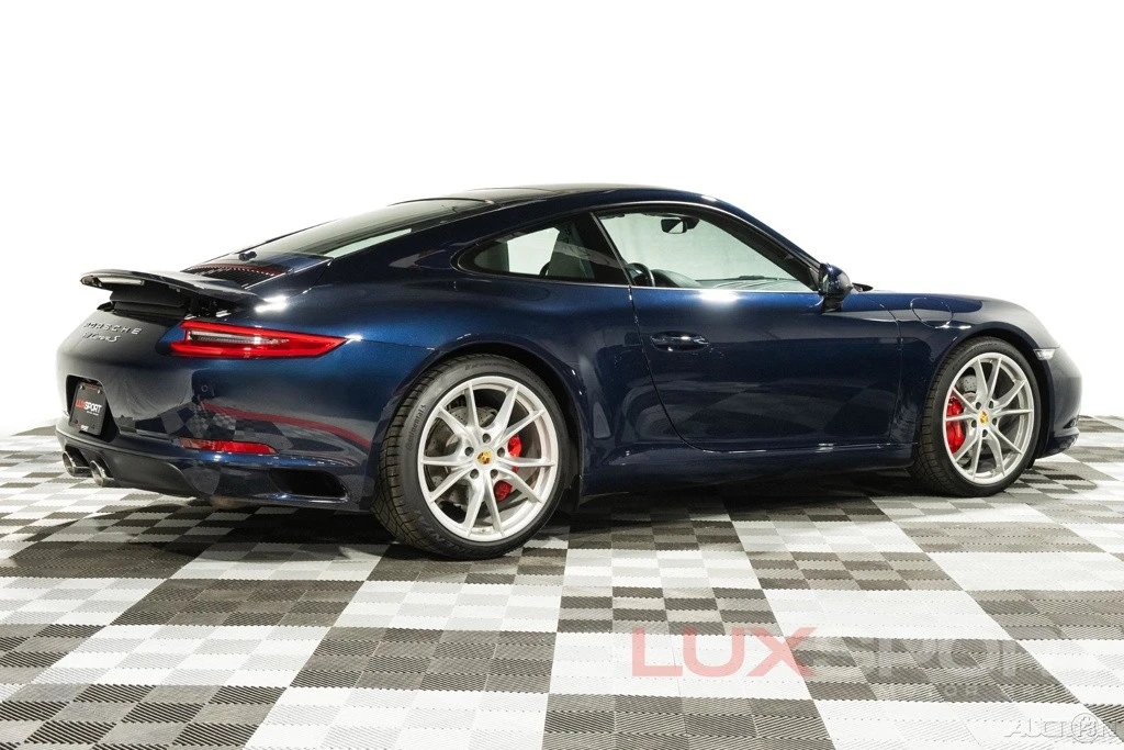 2017 Porsche - Image 4 of 24
