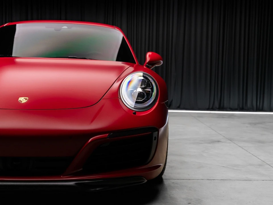 2017 Porsche - Image 21 of 31
