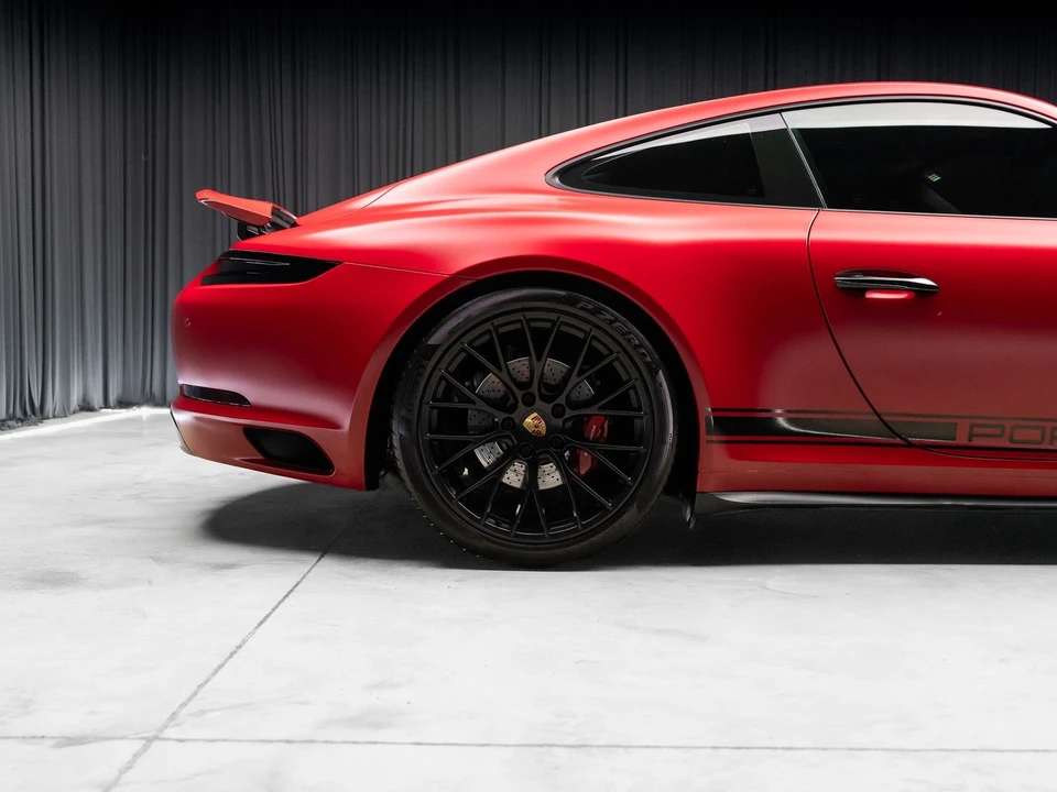 2017 Porsche - Image 30 of 31