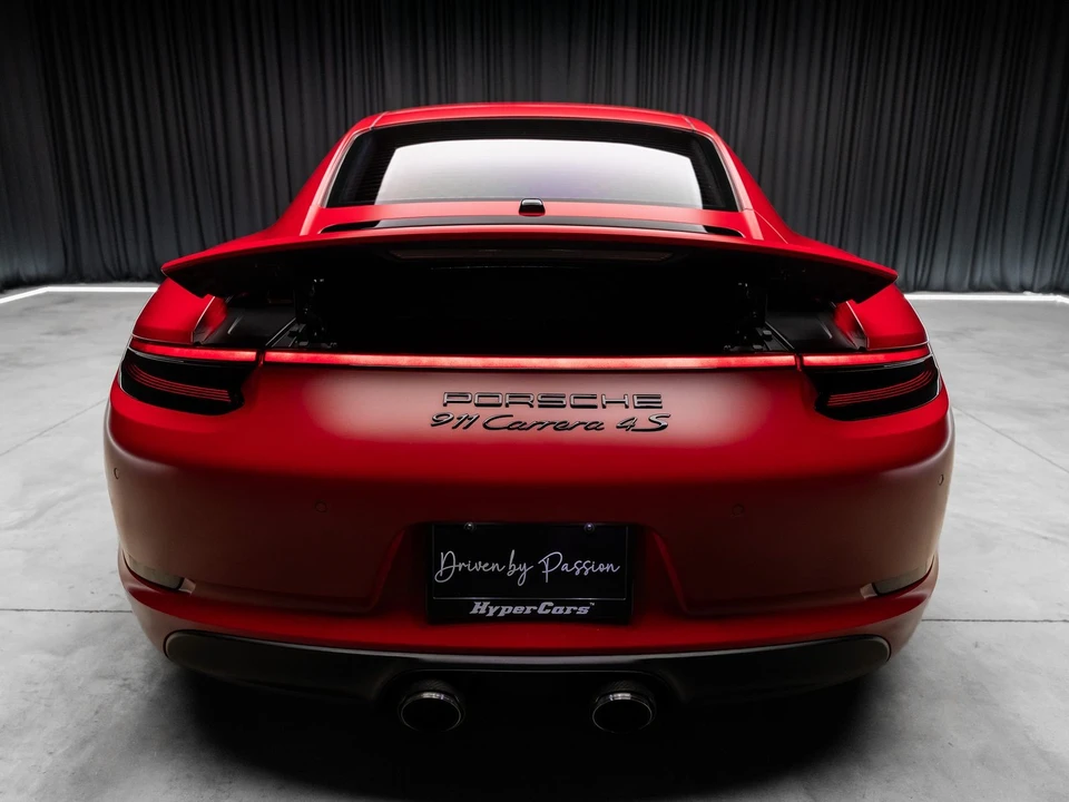 2017 Porsche - Image 13 of 31