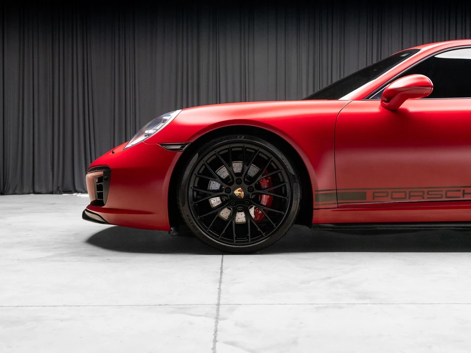2017 Porsche - Image 25 of 31
