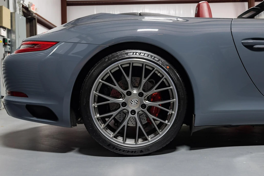 2017 Porsche 991 Carrera S - Image 25 of 31