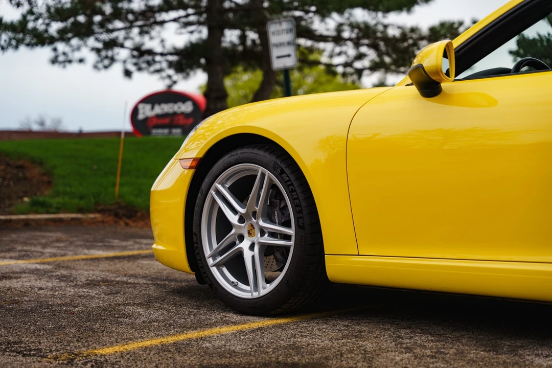 2017 Porsche - Image 13 of 31