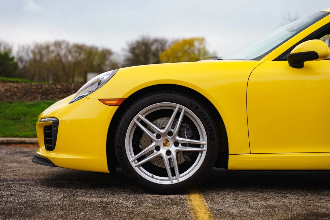 2017 Porsche - Image 3 of 31