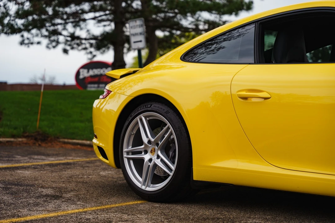 2017 Porsche - Image 27 of 31