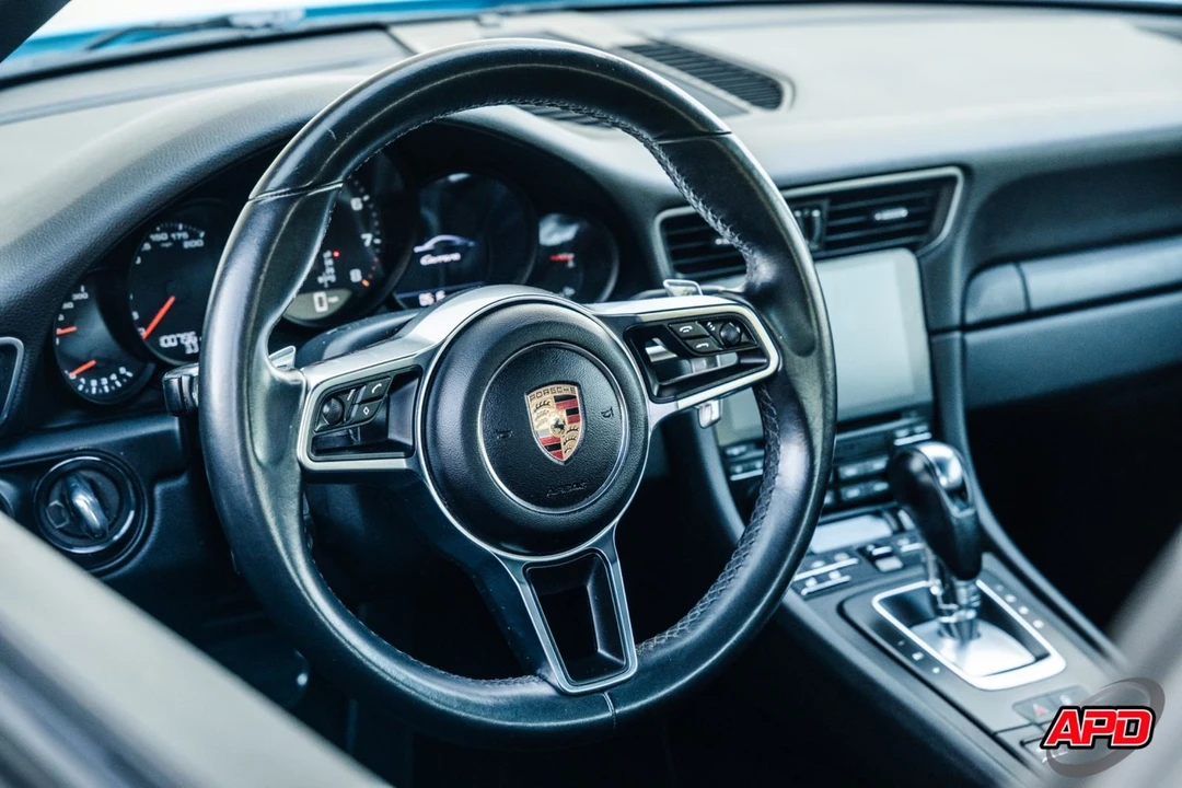 2017 Porsche 991 Carrera - Image 6 of 12
