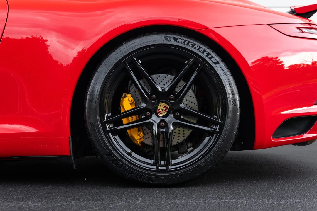 2017 Porsche 991 Carrera - Image 26 of 31