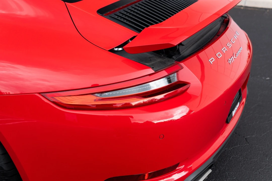 2017 Porsche 991 Carrera - Image 27 of 31