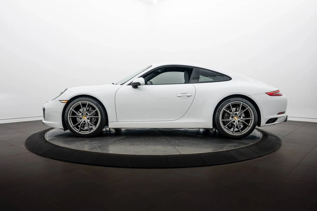 2017 Porsche 991 Carrera - Image 2 of 5