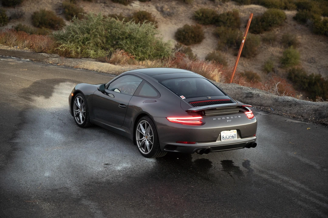 2017 Porsche 991 Carrera - Image 18 of 31