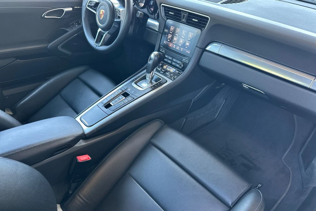 2017 Porsche 991 Carrera - Image 17 of 31