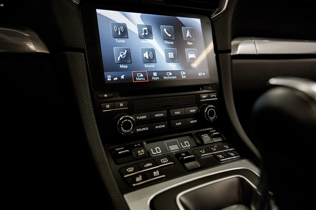 2017 Porsche 991 Carrera - Image 13 of 31