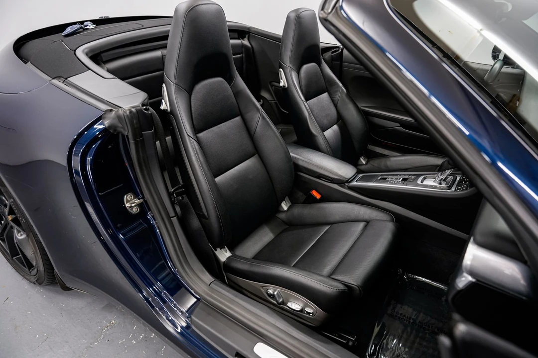 2017 Porsche 991 Carrera - Image 26 of 31