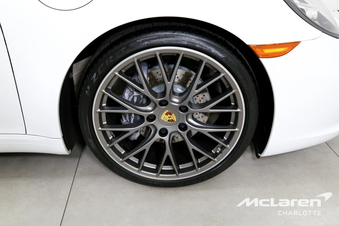2017 Porsche 991 Carrera - Image 27 of 31