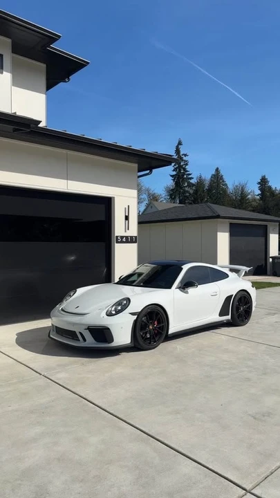 2017 Porsche 991 Carrera - Image 17 of 19