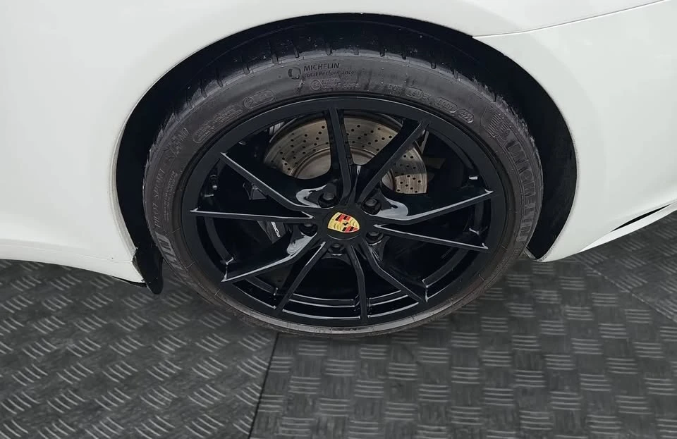 2017 Porsche 991 Carrera - Image 10 of 19