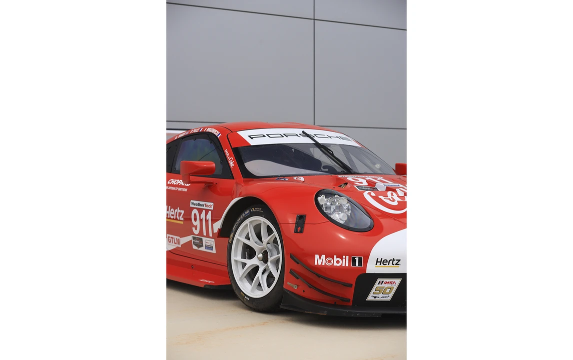 2017 Porsche 911 - Image 17 of 30