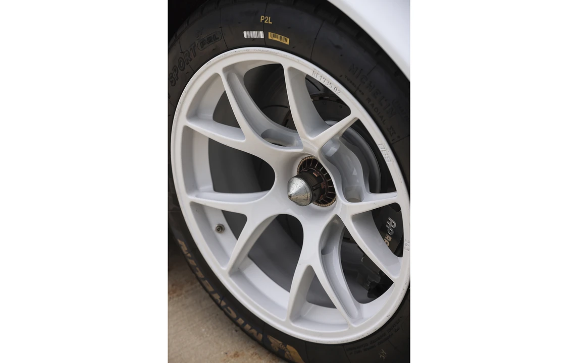 2017 Porsche 911 - Image 30 of 30