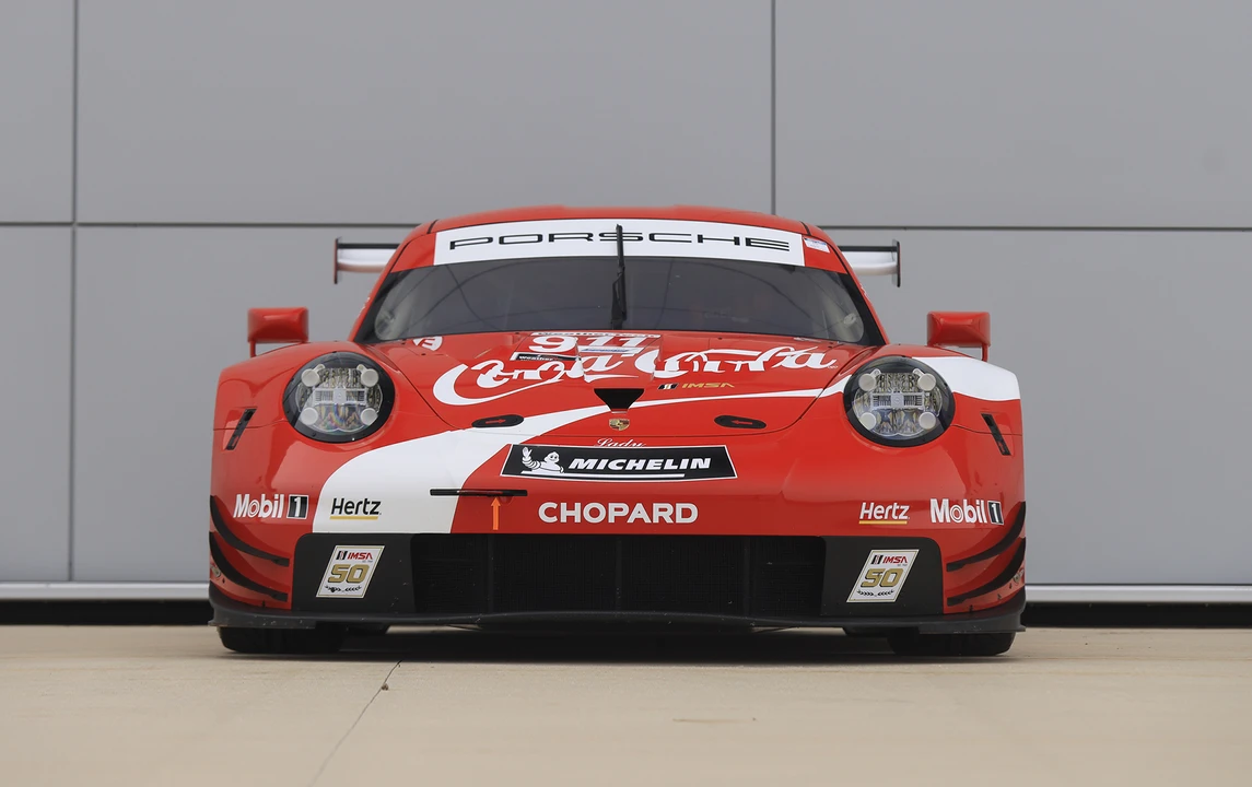 2017 Porsche 911 - Image 7 of 30