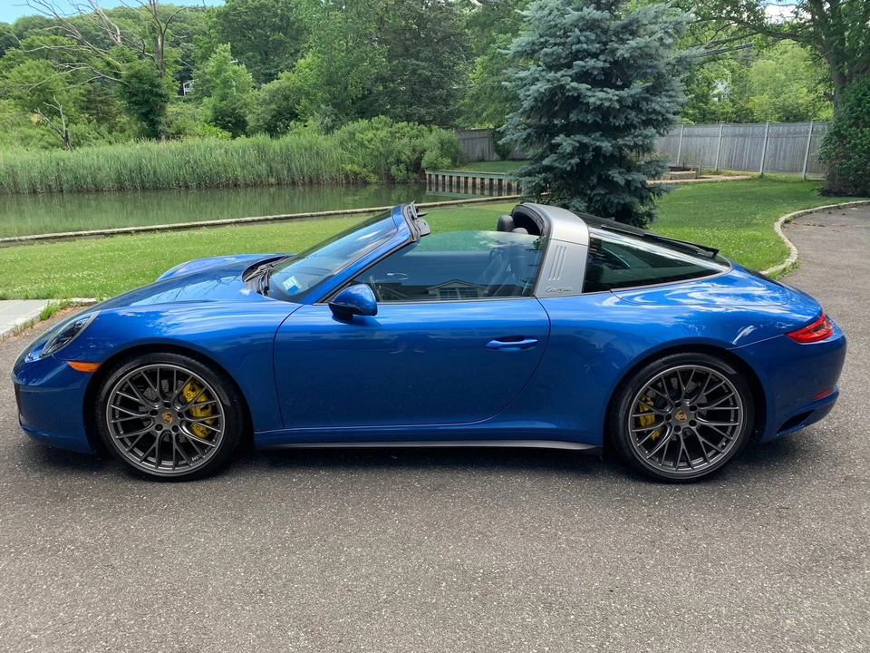 2017 Porsche 991 Targa 4 & 4S - Image 10 of 23