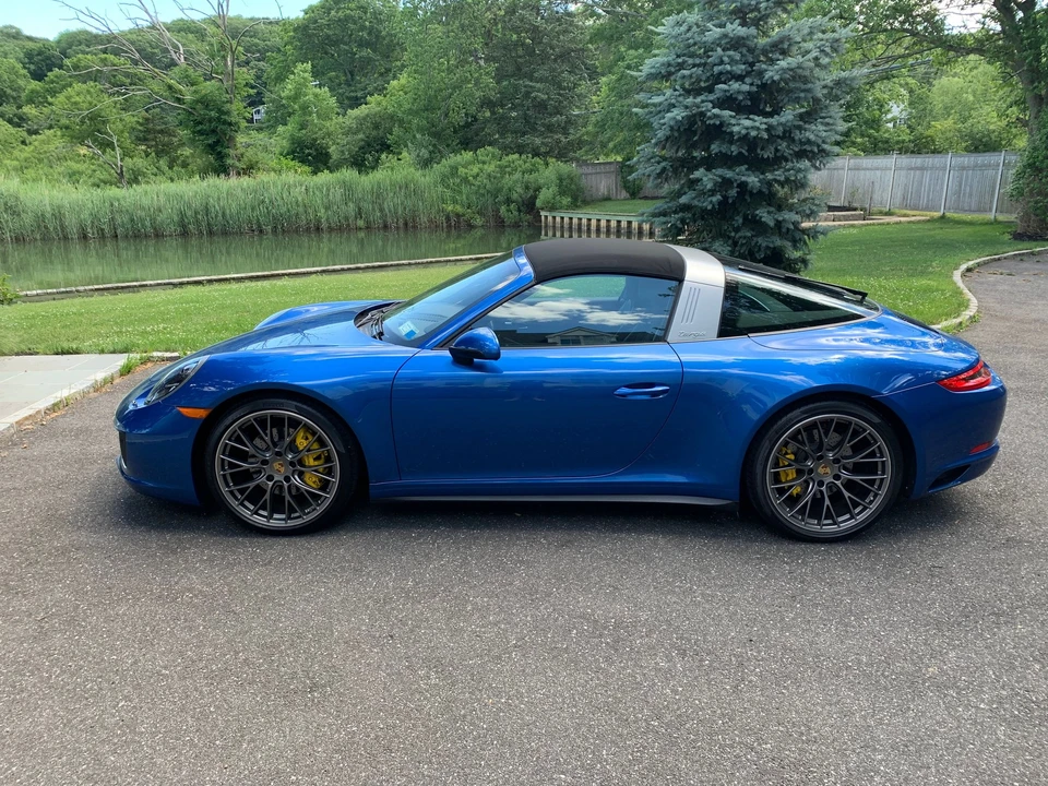 2017 Porsche 991 Targa 4 & 4S - Image 21 of 23