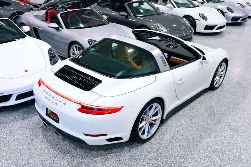 2017 Porsche 991 Targa 4 & 4S - Image 10 of 12