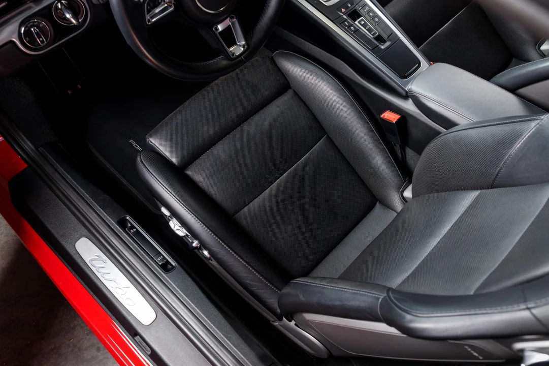 2017 Porsche 991 Turbo - Image 25 of 29