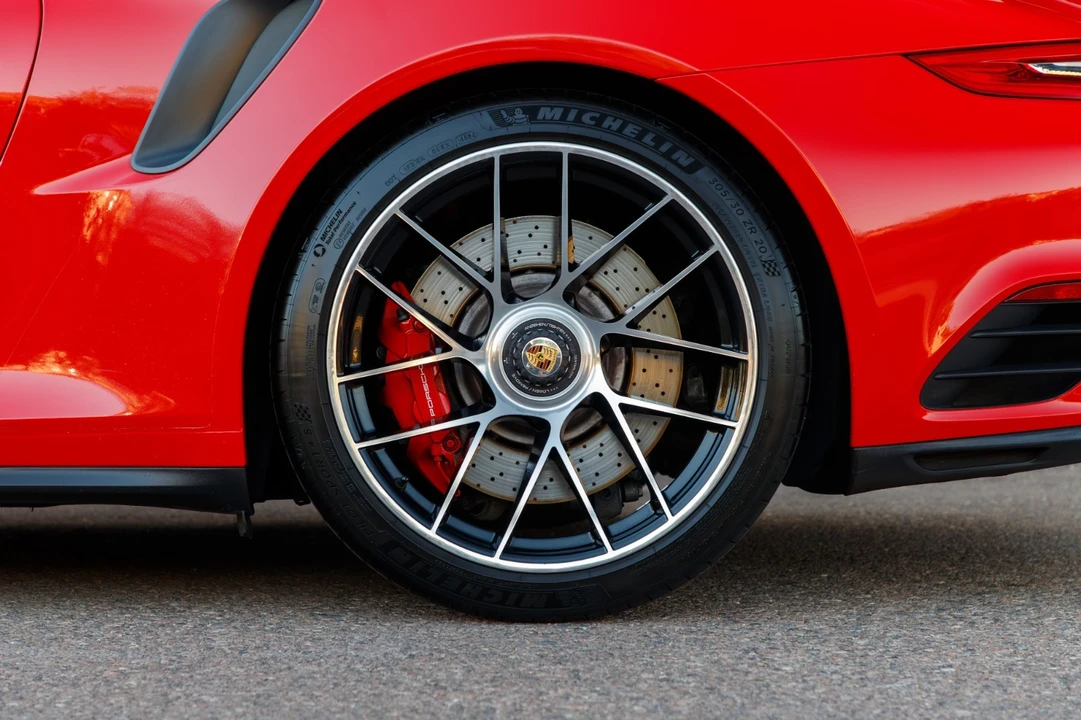 2017 Porsche 991 Turbo - Image 13 of 29