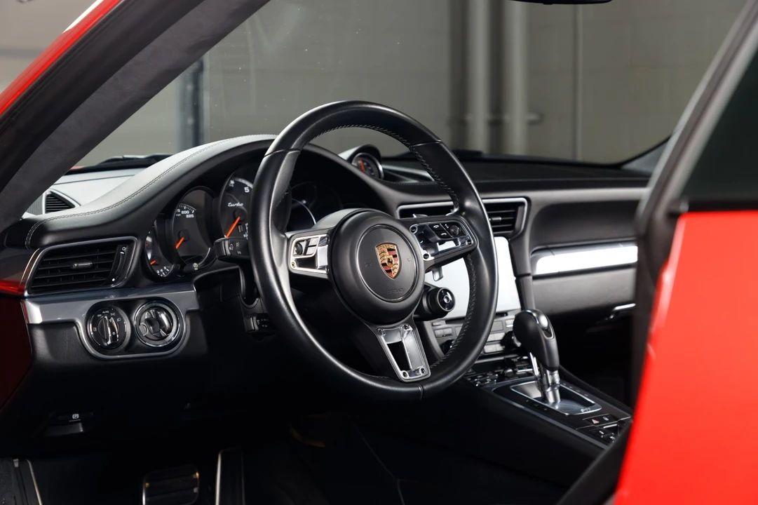 2017 Porsche 991 Turbo - Image 19 of 29