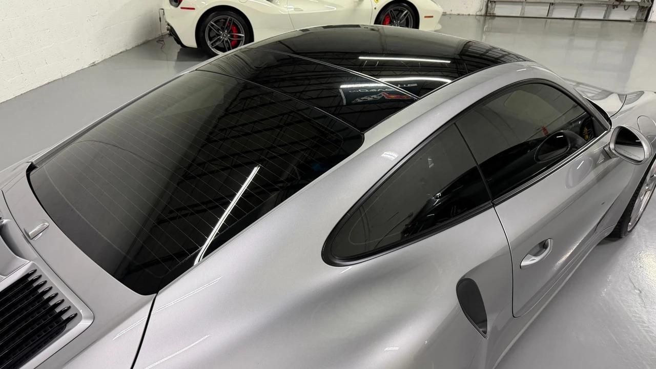 2017 Porsche 991 Turbo - Image 11 of 31
