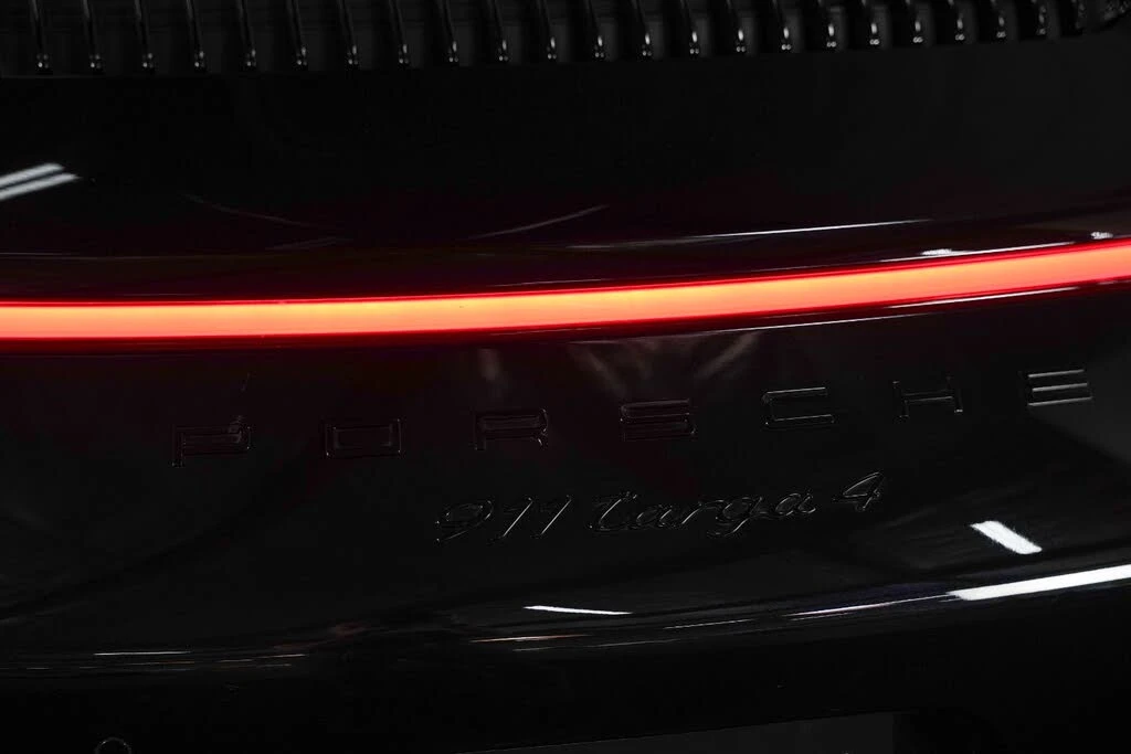 2017 Porsche 991 Targa 4 & 4S - Image 23 of 31