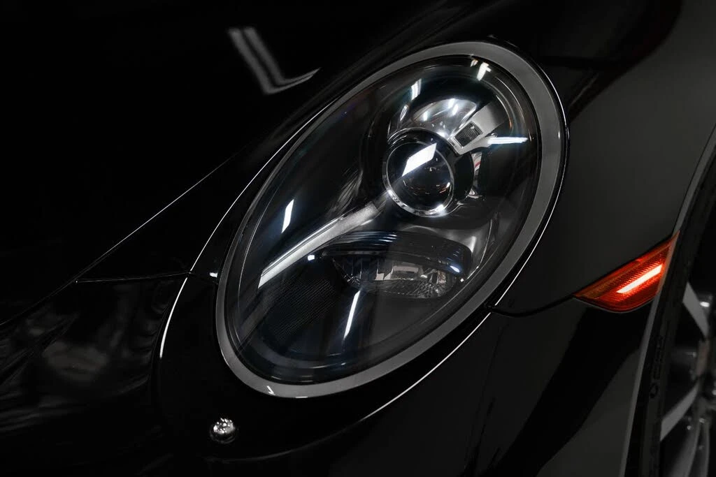 2017 Porsche 991 Targa 4 & 4S - Image 15 of 31