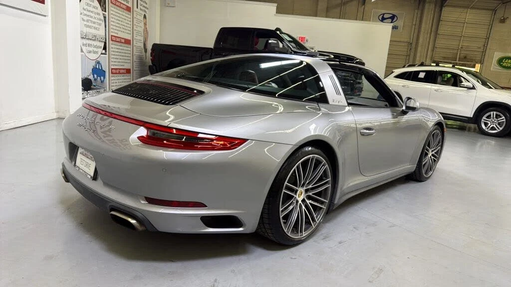 2017 Porsche 991 Targa 4 & 4S - Image 7 of 23