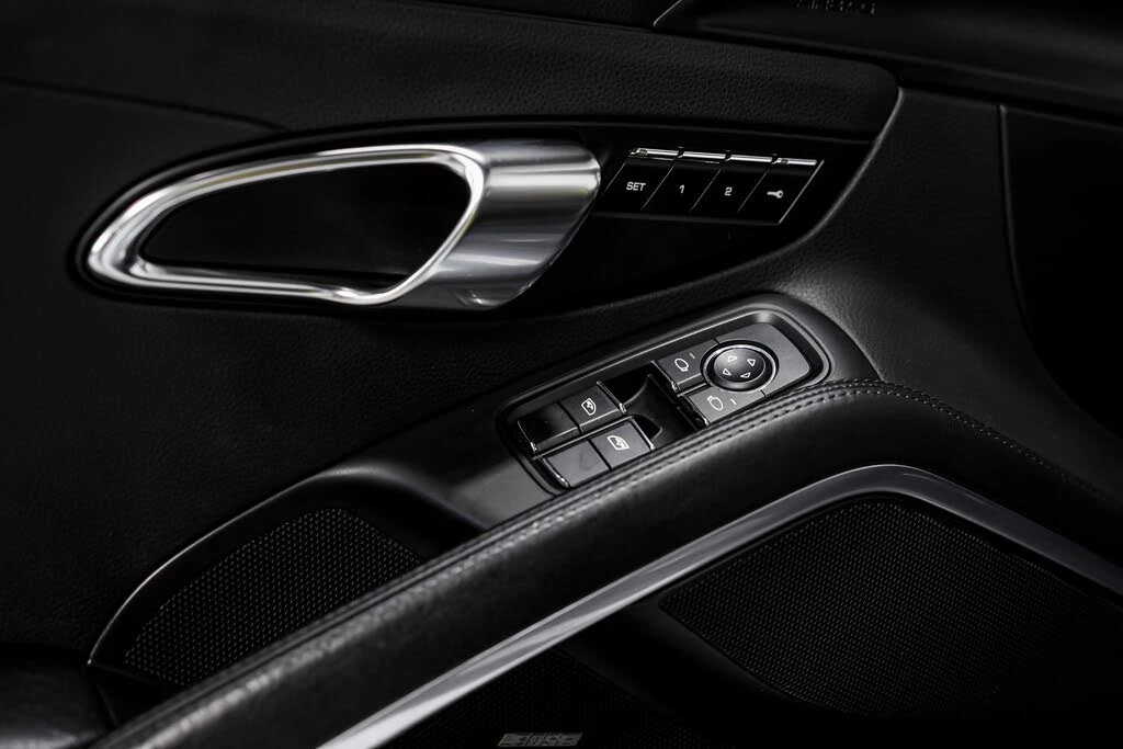 2017 Porsche 991 Targa 4 & 4S - Image 31 of 31