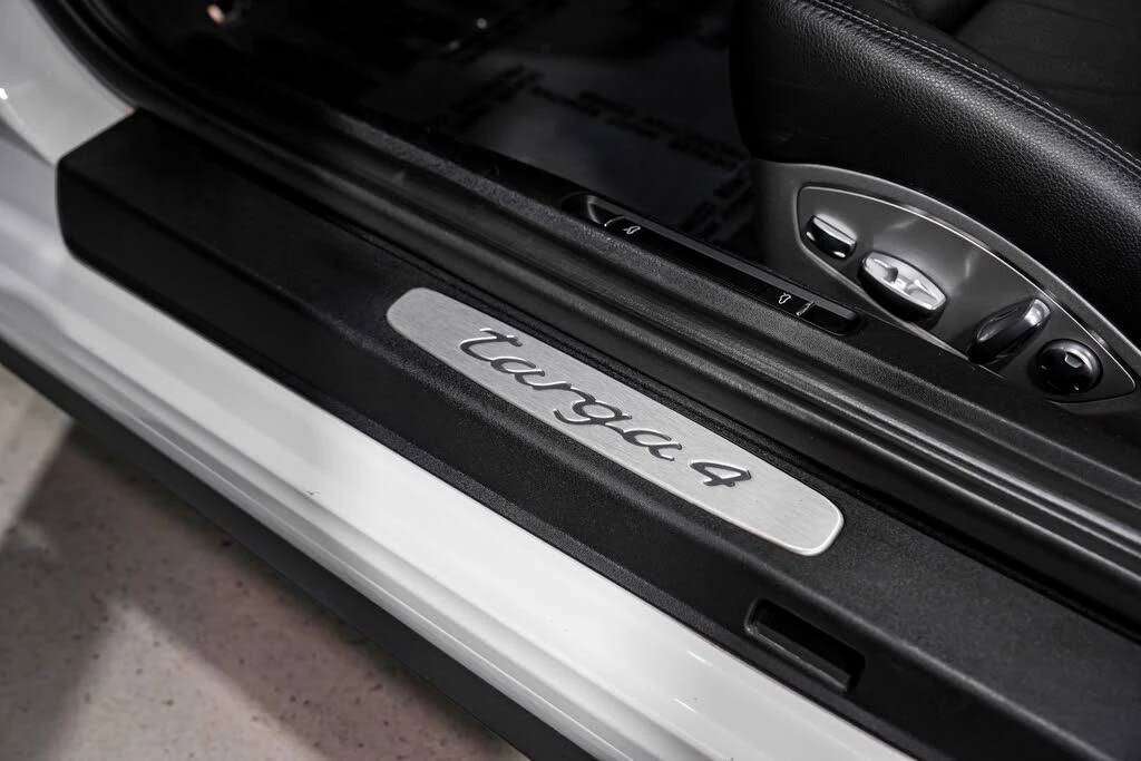 2017 Porsche 991 Targa 4 & 4S - Image 29 of 31