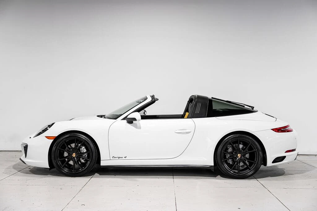 2017 Porsche 991 Targa 4 & 4S - Image 8 of 31