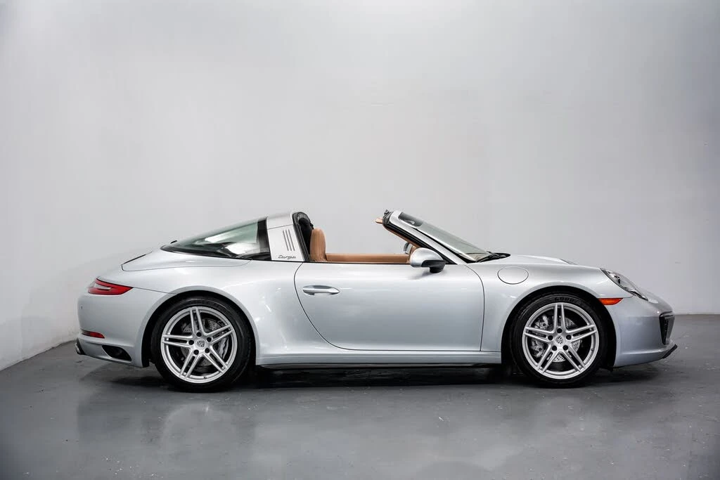 2017 Porsche 991 Targa 4 & 4S - Image 2 of 31