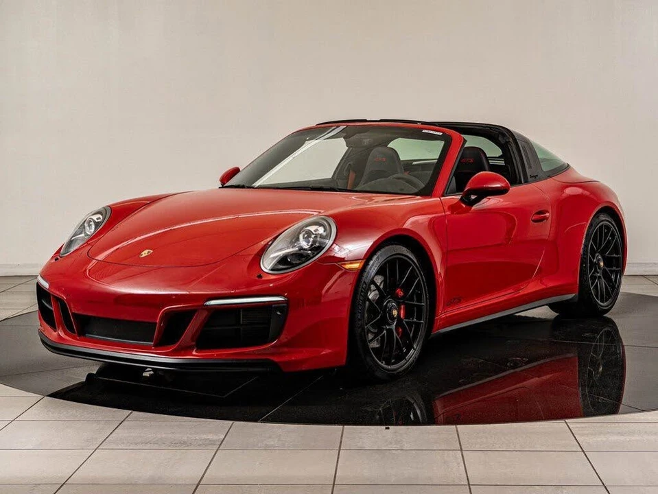 2017 Porsche 991 Targa 4 GTS - Image 12 of 31