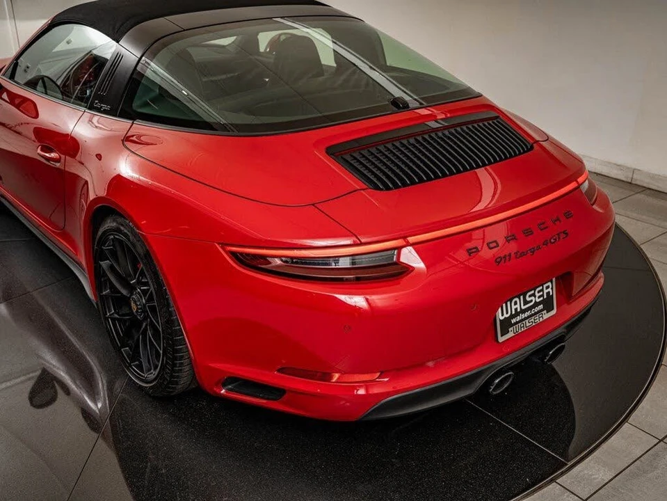 2017 Porsche 991 Targa 4 GTS - Image 30 of 31