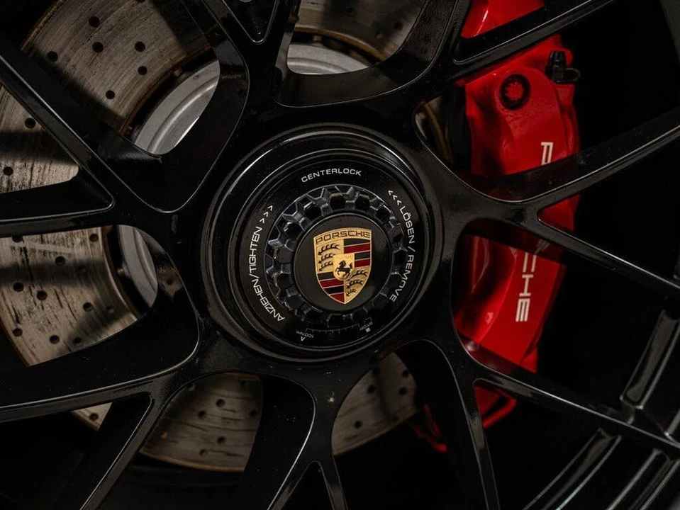 2017 Porsche 991 Targa 4 GTS - Image 14 of 31