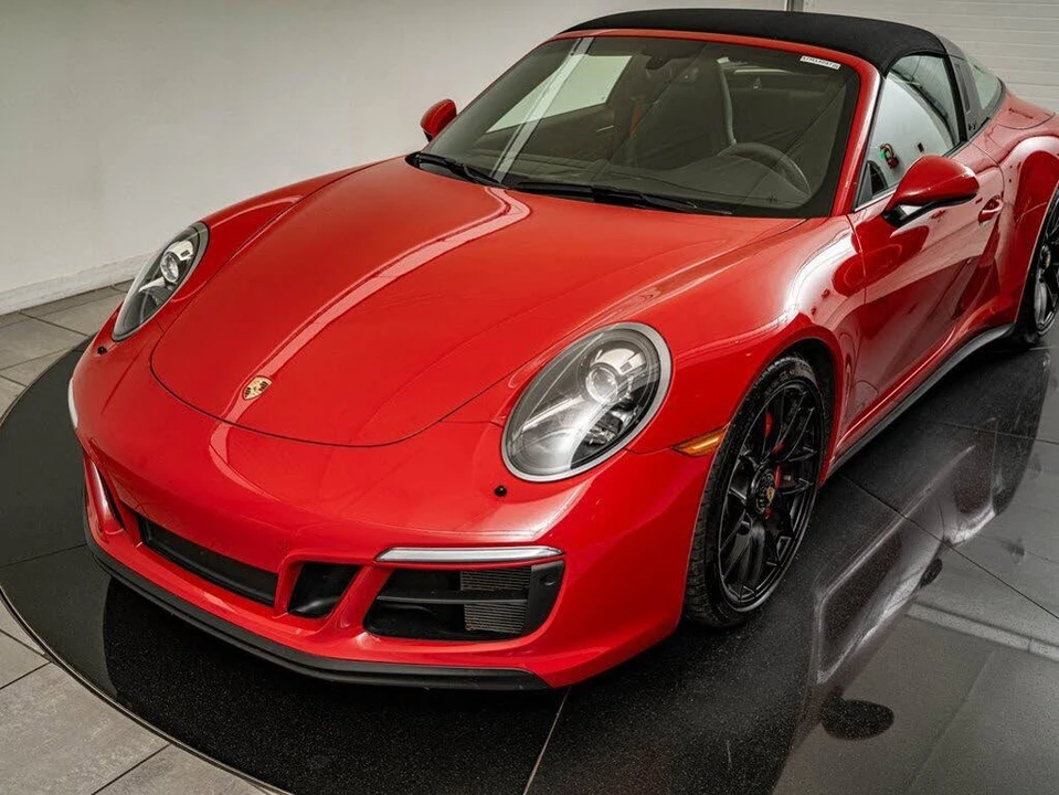 2017 Porsche 991 Targa 4 GTS - Image 17 of 31